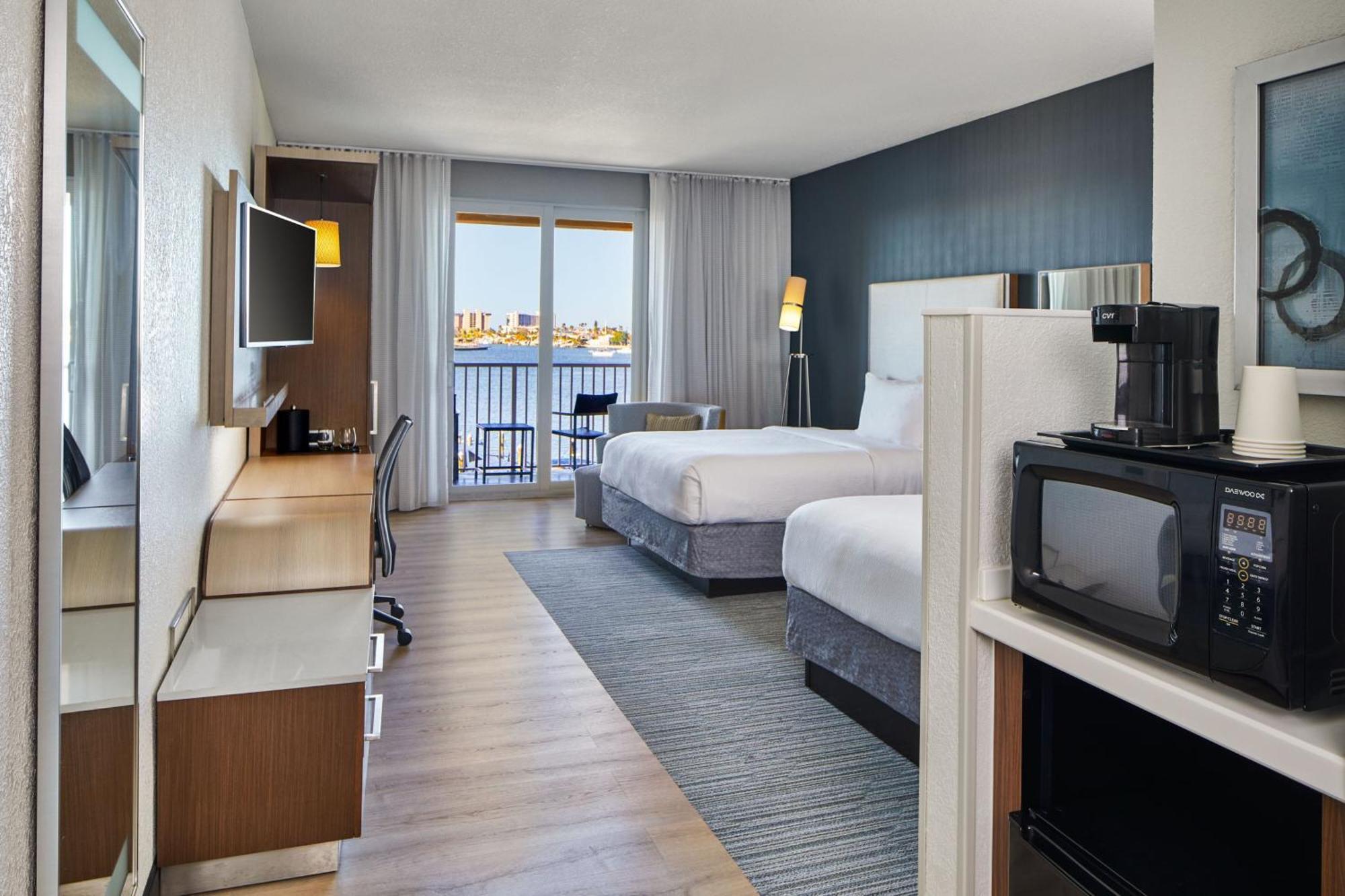 Courtyard By Marriott St. Petersburg Clearwater/Madeira Beach Esterno foto