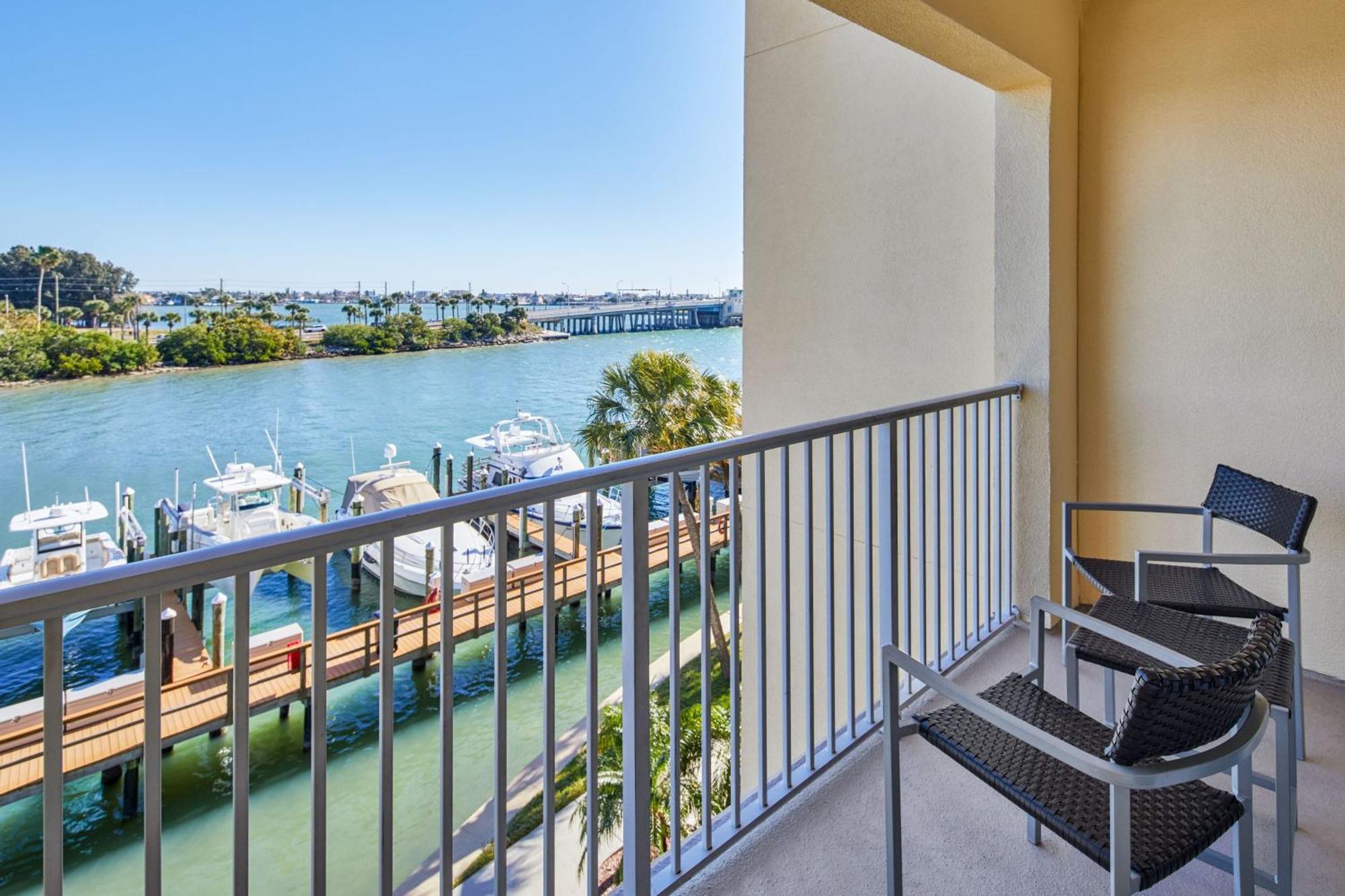 Courtyard By Marriott St. Petersburg Clearwater/Madeira Beach Esterno foto