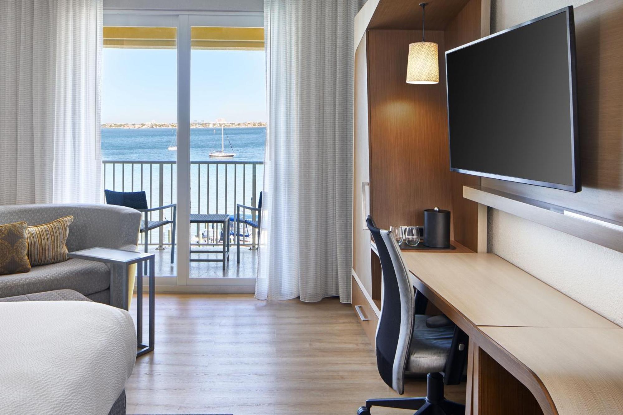 Courtyard By Marriott St. Petersburg Clearwater/Madeira Beach Esterno foto