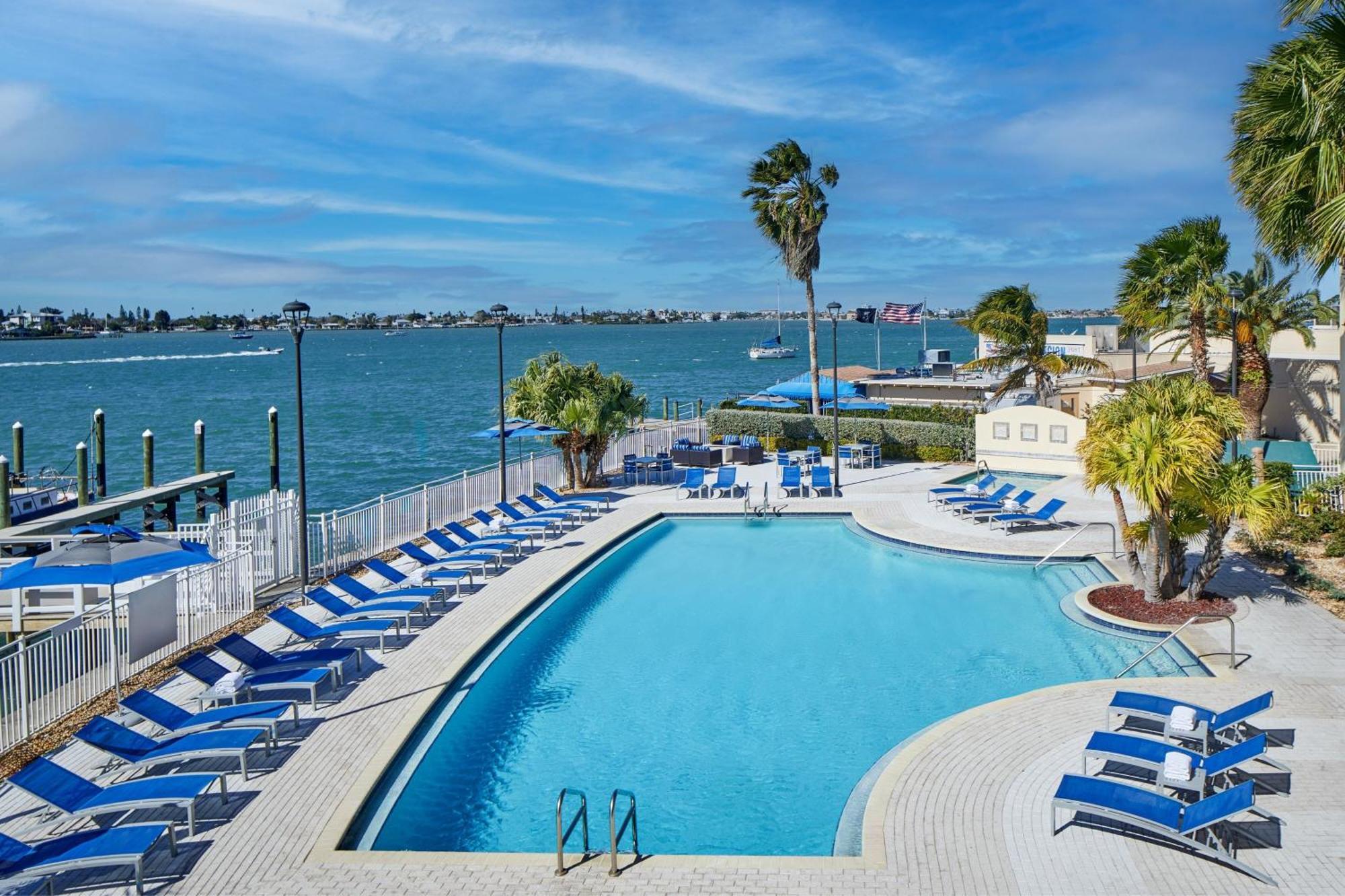 Courtyard By Marriott St. Petersburg Clearwater/Madeira Beach Esterno foto