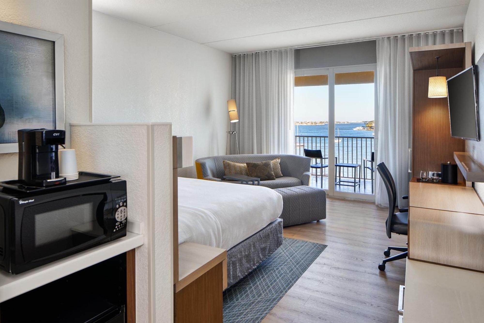 Courtyard By Marriott St. Petersburg Clearwater/Madeira Beach Esterno foto